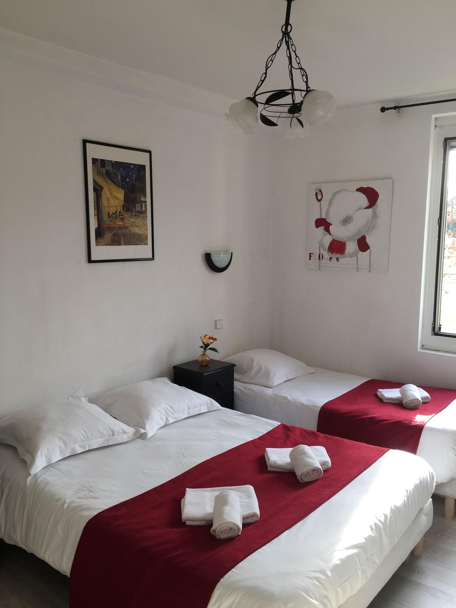 Hostellerie De La Source آرْلْ المظهر الخارجي الصورة