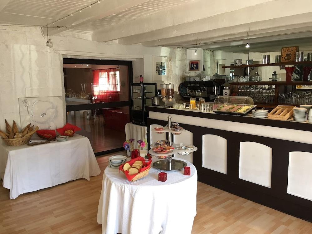 Hostellerie De La Source آرْلْ المظهر الخارجي الصورة