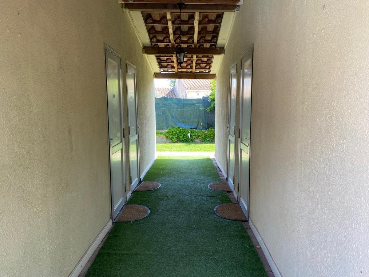 Hostellerie De La Source آرْلْ المظهر الخارجي الصورة